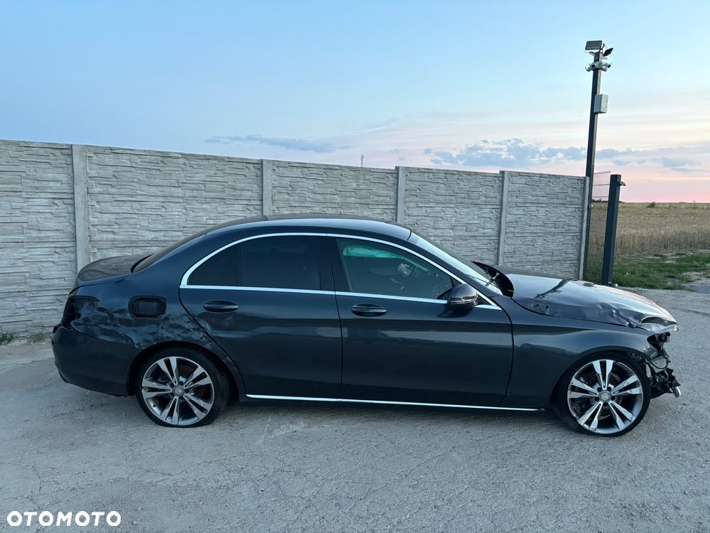 Mercedes-Benz Klasa C 220 (BlueTEC) d 7G-TRONIC Exclusive - 28