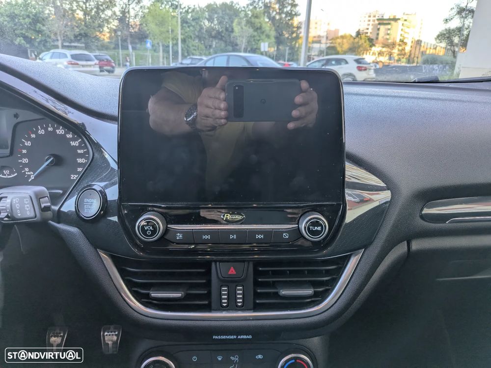 Ford Fiesta 1.0 EcoBoost ST-Line - 12