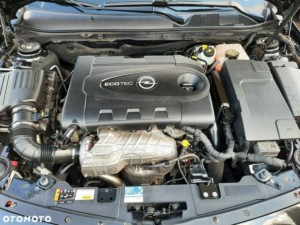 Opel Insignia - 18