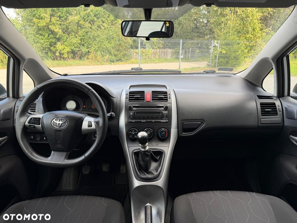 Toyota Auris 1.4 D-4D Active - 14