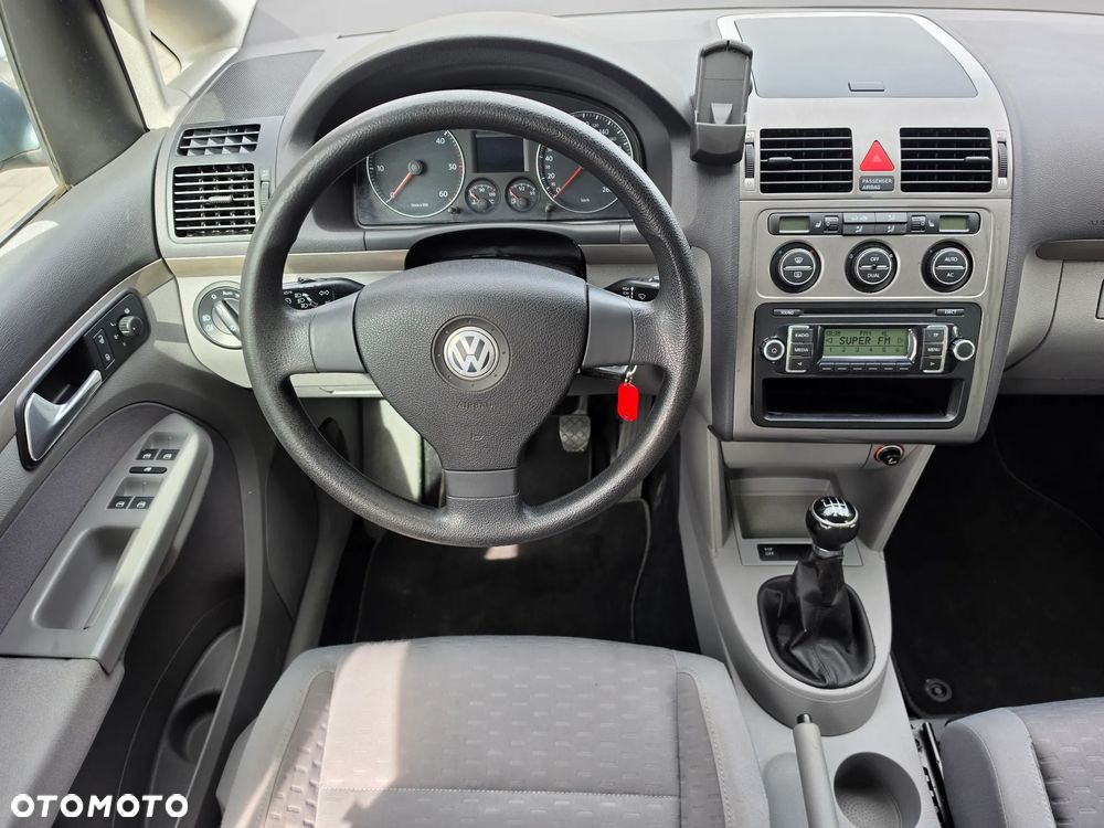 Volkswagen Touran 1.9 TDI DPF Highline - 19