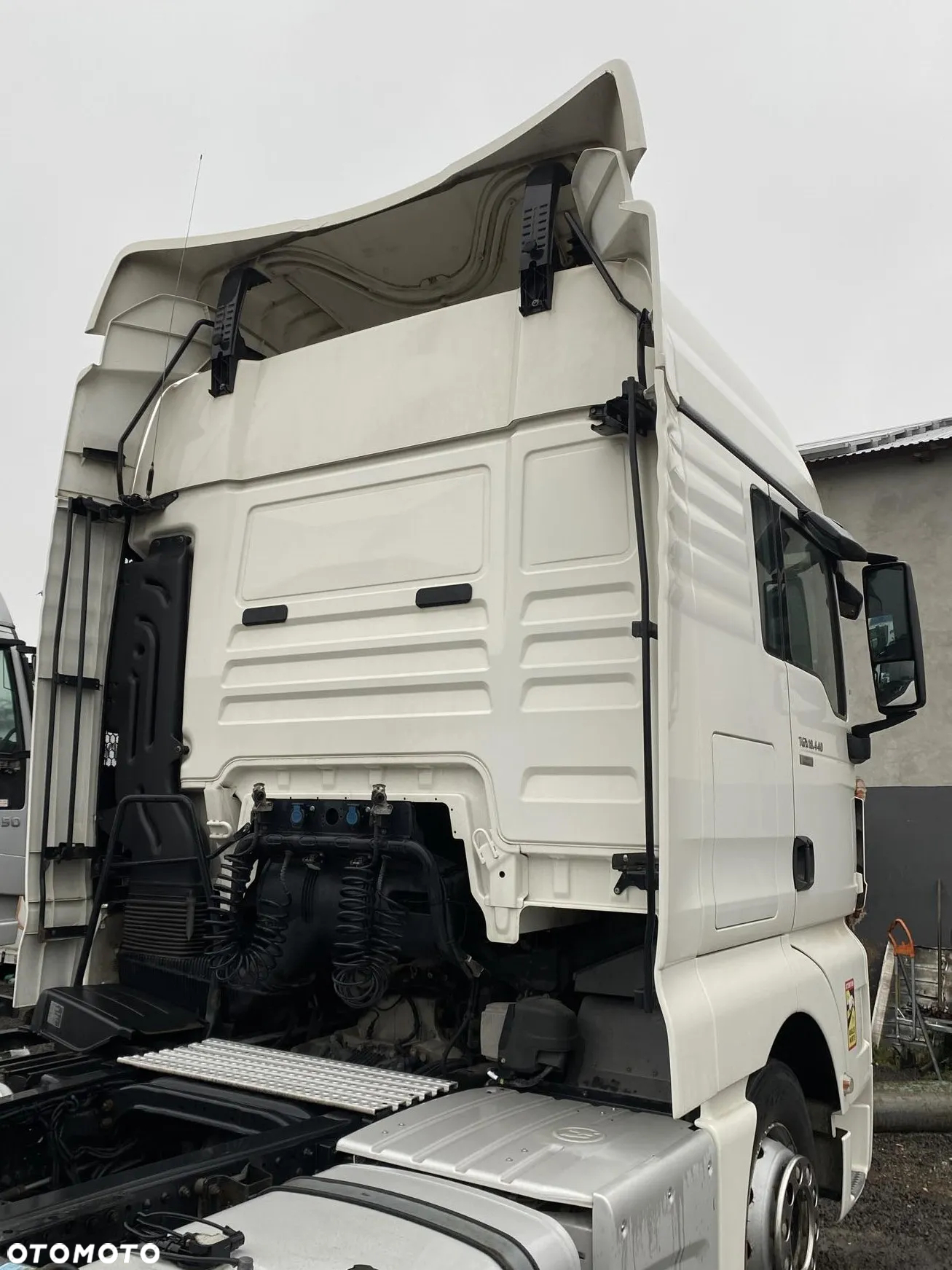 KOMPLET OWIEWEK MAN TGX E5 E6 KABINA XLX - 2