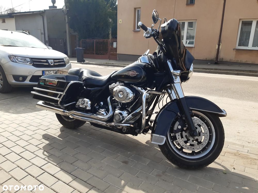 Harley-Davidson FLH Electra Glide - 4