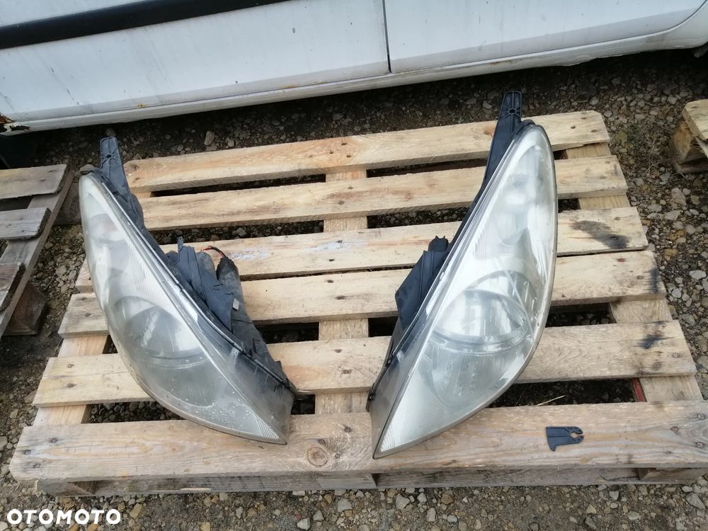 Hyundai I20 2008-2012r. maska drzwi klapa bagażnika kod lakieru BH - 7