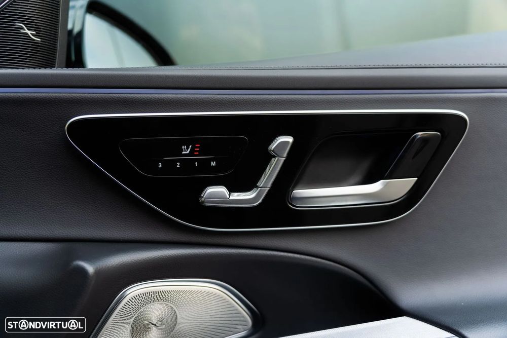 Mercedes-Benz E 300 e AMG Line - 8