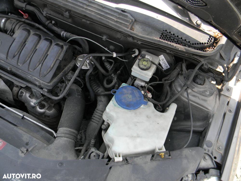 Dezmembrari  Mercedes-Benz B-CLASS (W245)  2005  > 2011 B 200 CDI (24 - 4