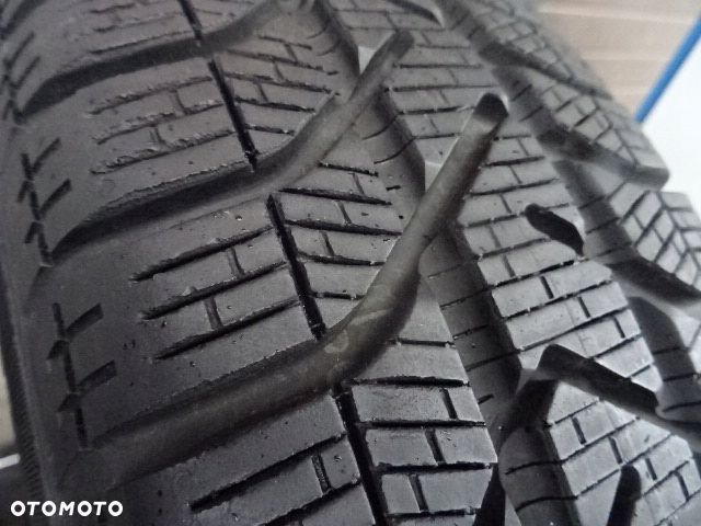 175/65/R15 88H PIRELLI SNOW CONTROL WINTER 210 - 3