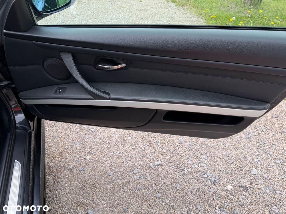 BMW Seria 3 - 25