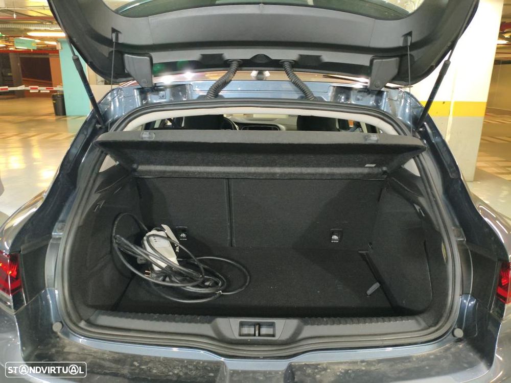 Renault Mégane 1.6 Plug-In Equilibre - 11