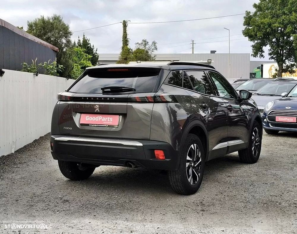 Peugeot 2008 1.2 PureTech Allure - 9