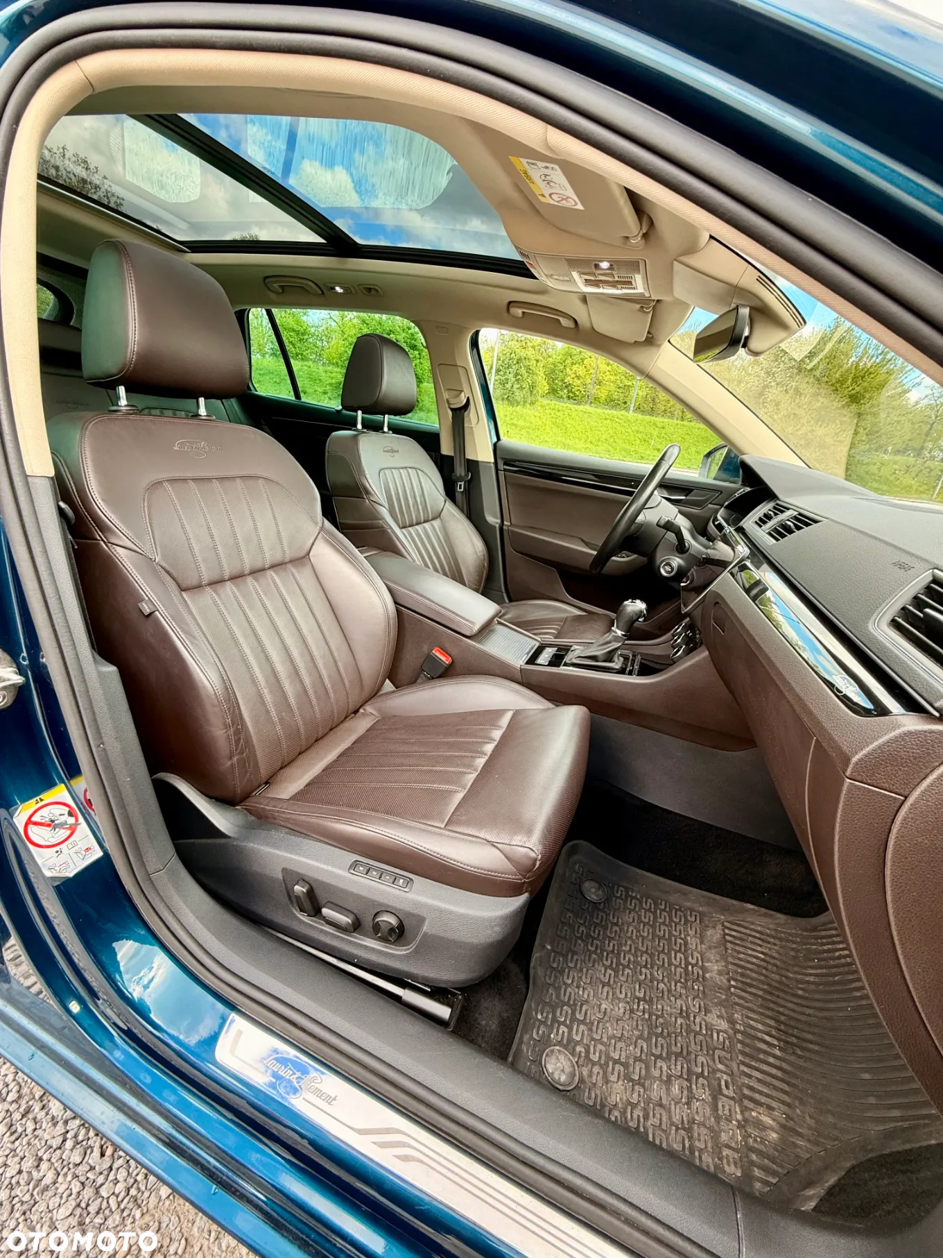 Skoda Superb 2.0 TDI 4x4 L&K DSG - 25