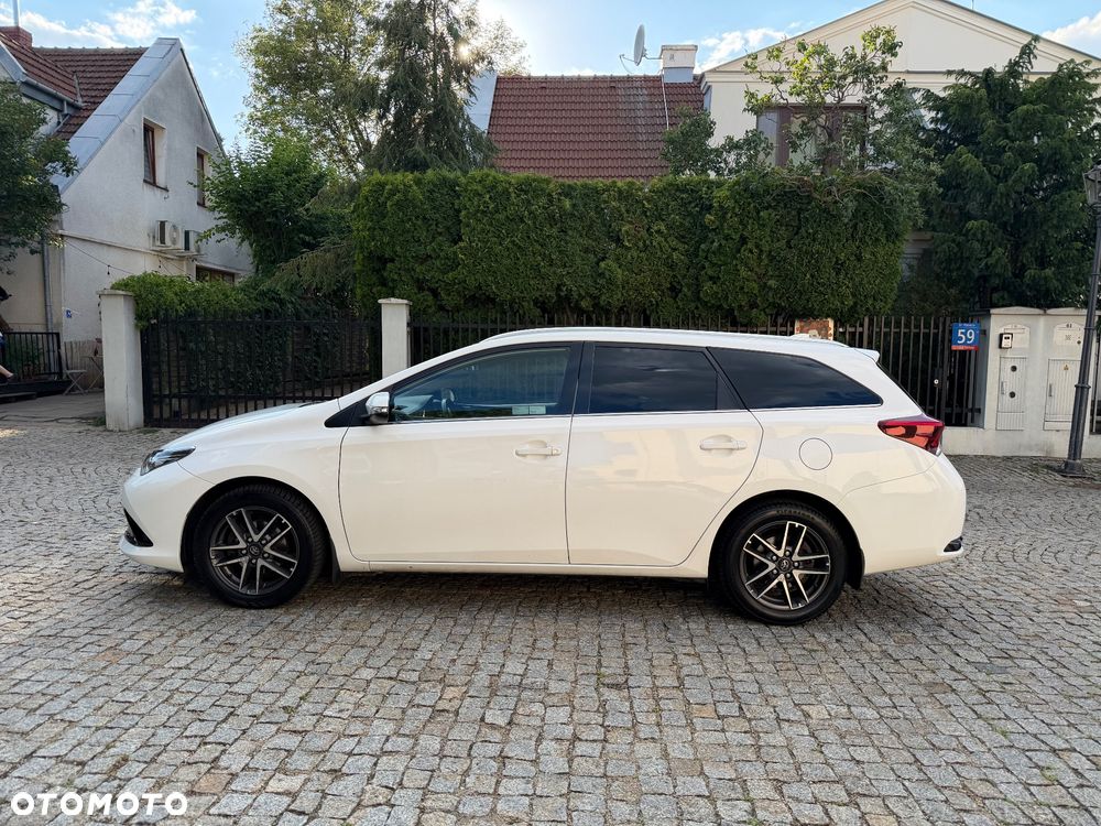 Toyota Auris 1.6 Active - 6