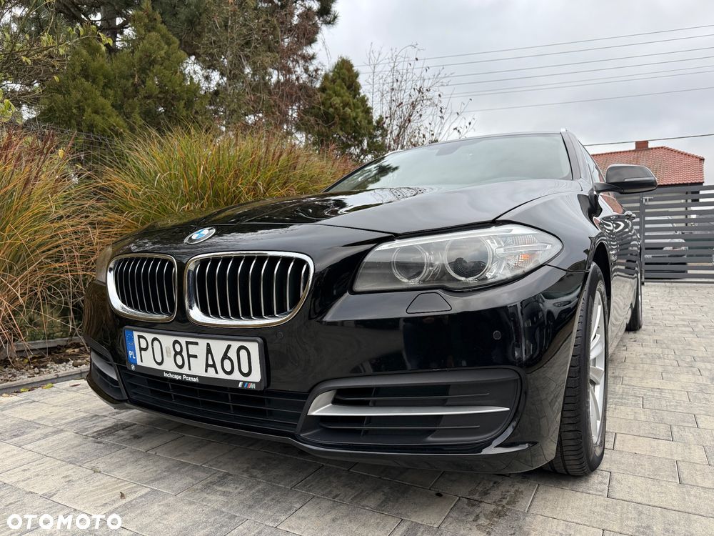 BMW Seria 5 525d xDrive - 19