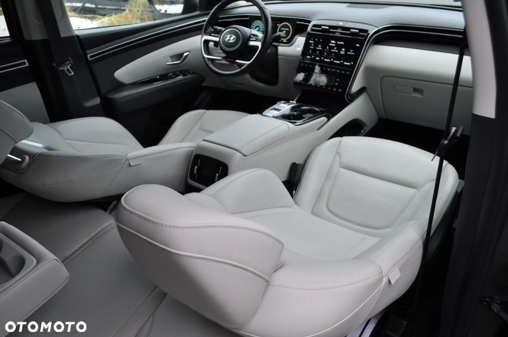 Hyundai Tucson 1.6 T-GDi HEV Platinum 2WD - 33