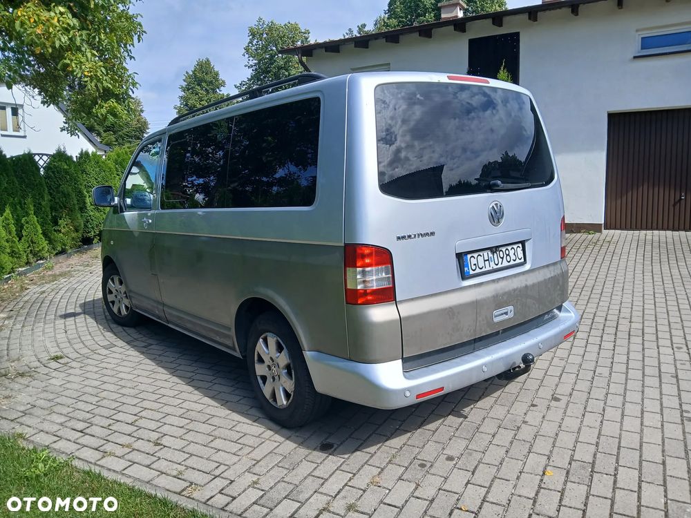 Volkswagen Multivan - 4