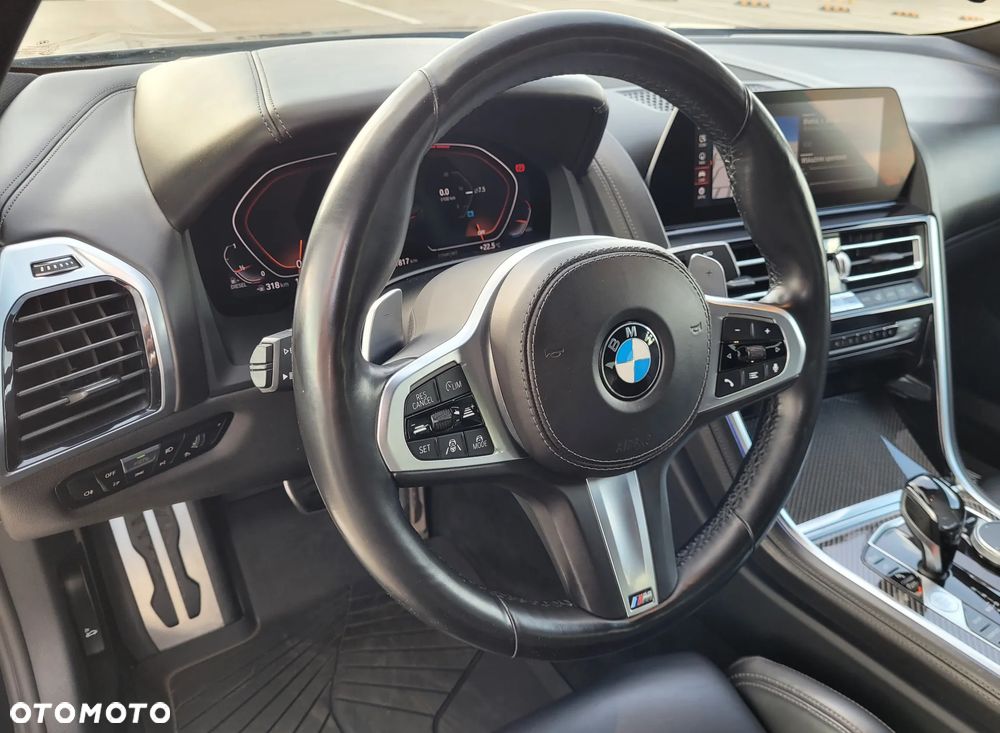 BMW Seria 8 - 27