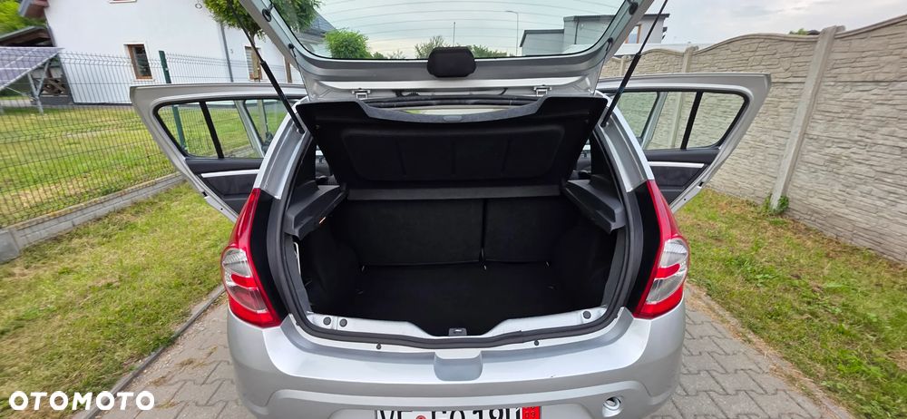 Dacia Sandero 1.6 MPI Laureate - 13