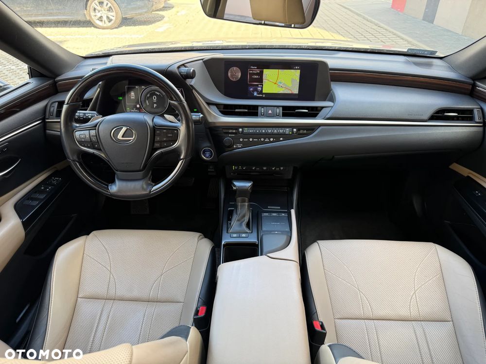 Lexus ES 300h Prestige - 5