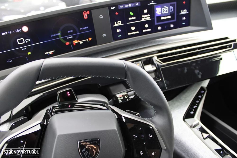 Peugeot 5008 1.2 PureTech Allure EAT8 - 29