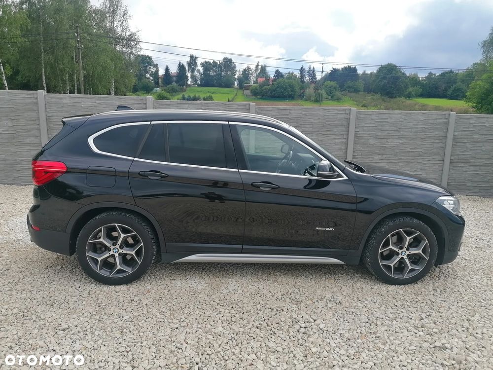 BMW X1 xDrive25i GPF xLine - 4