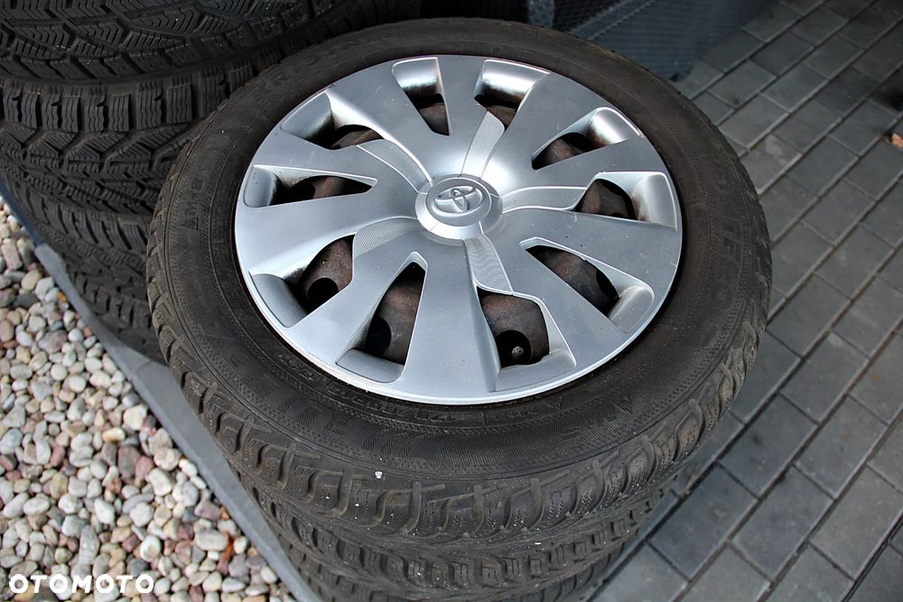 Toyota Yaris 1.0 Sol - 40
