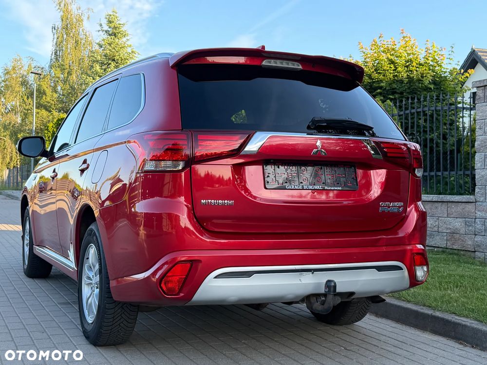 Mitsubishi Outlander Intense + - 3