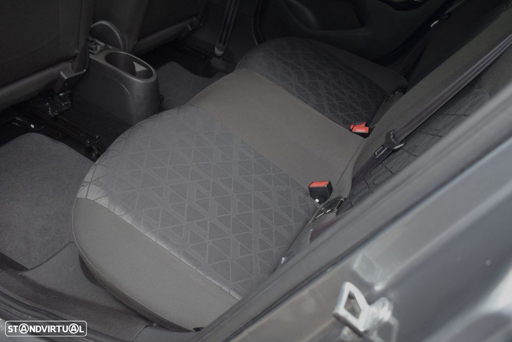 Opel Corsa 1.0 T 120 Anos - 38