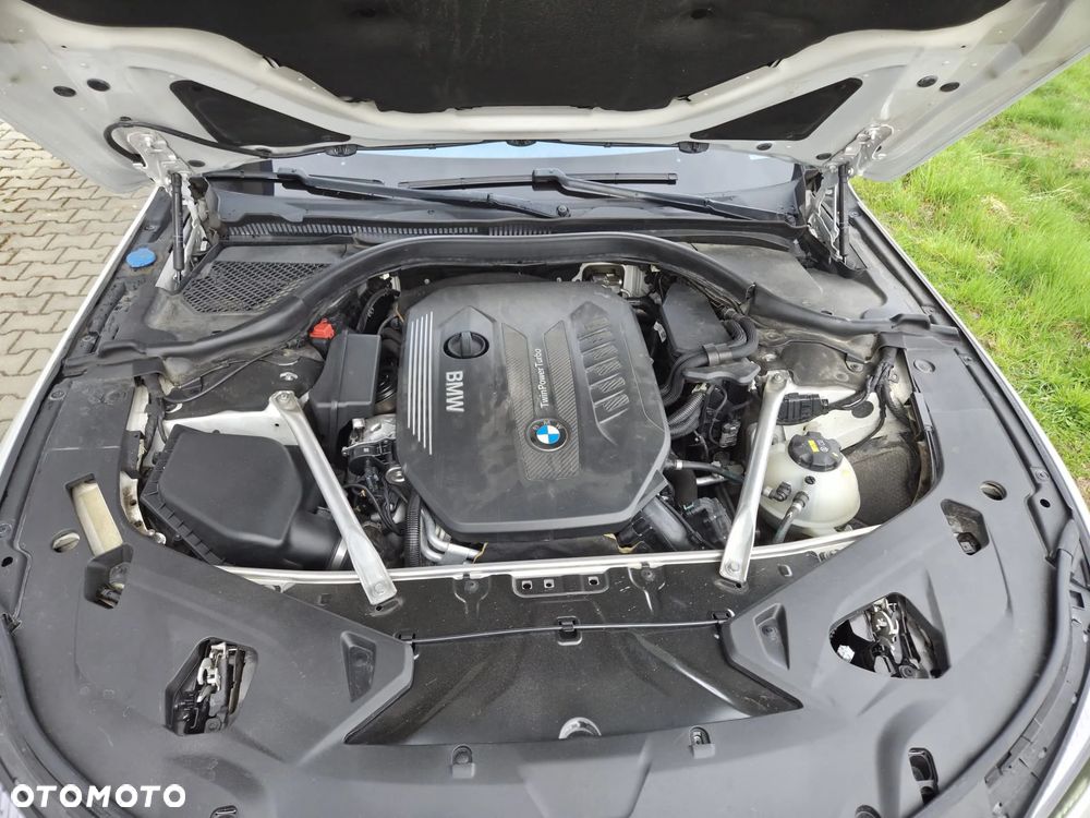 BMW Seria 8 840d xDrive - 21