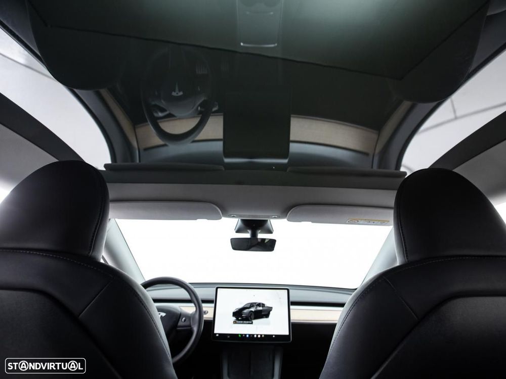 Tesla Model Y Performance Dual Motor AWD - 7