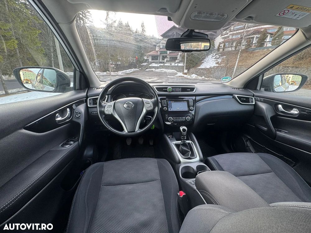 Nissan Qashqai 1.6 DCI ALL-MODE 4x4i N-Connecta - 10