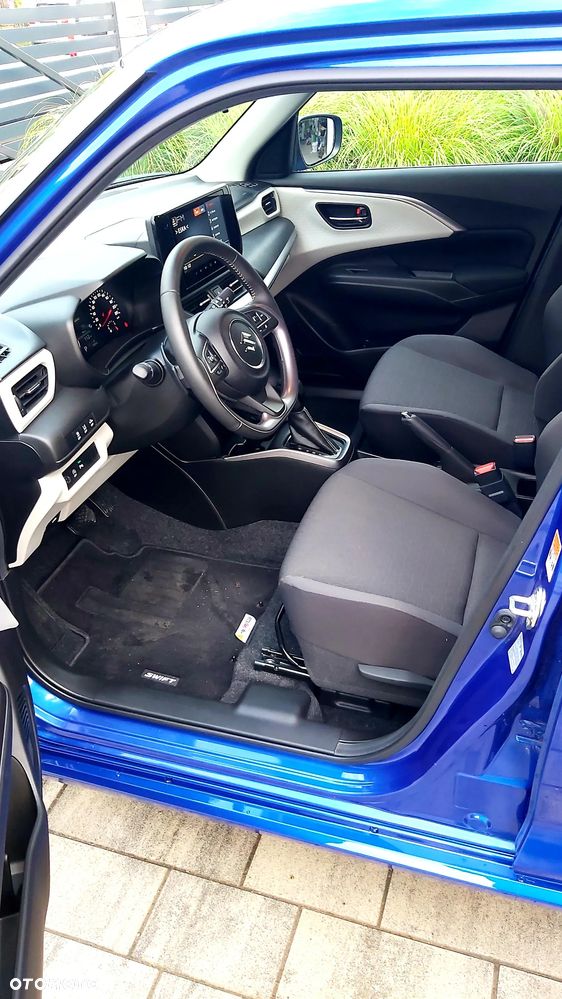 Suzuki Swift 1.2 Dualjet SHVS Elegance CVT - 8