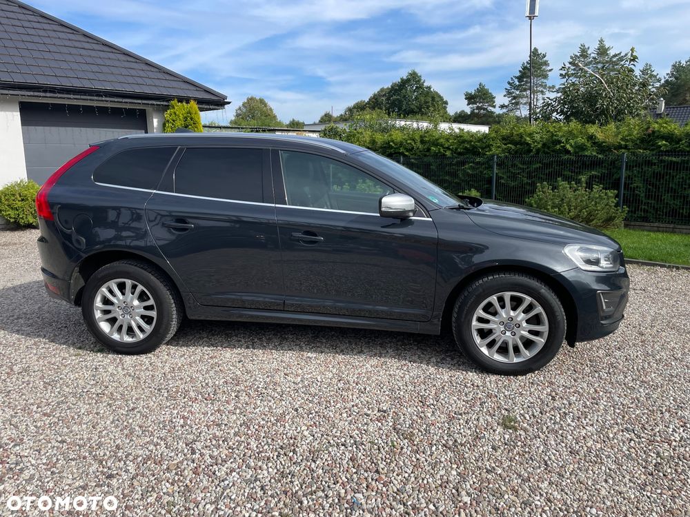 Volvo XC 60 D4 AWD R-Design Kinetic - 18