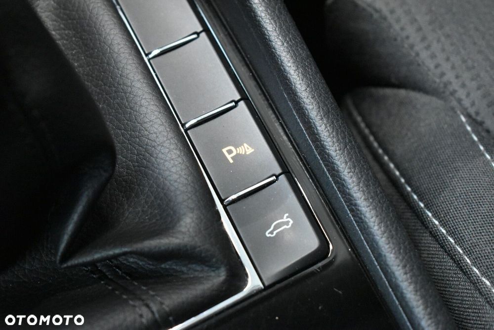 Skoda Superb 1.8 TSI Ambition - 19