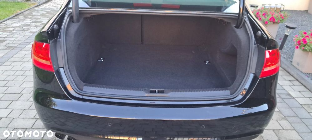 Audi A4 Limousine 2.0 TDI DPF Ambiente - 12