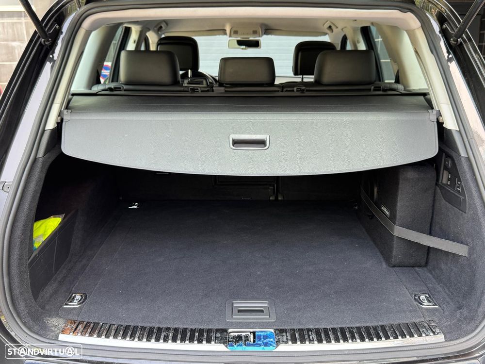 VW Touareg 3.0 V6 TDI Blue Motion DPF Auto Exclusive - 17