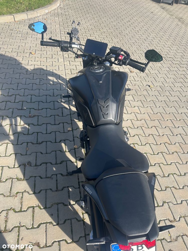 Yamaha MT - 2