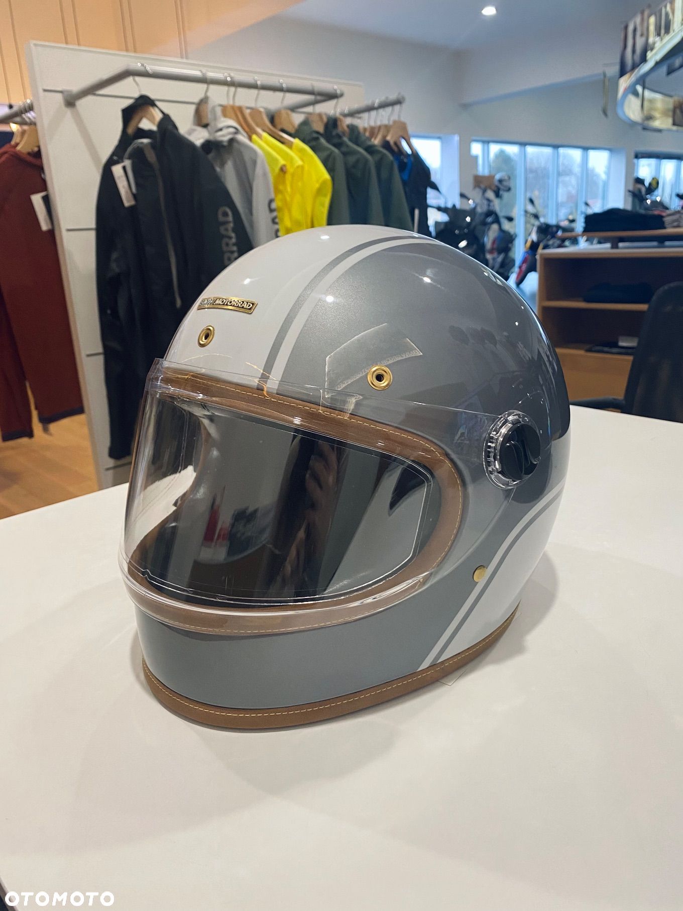 Powystawowy  Kask Motocyklowy Grand Racer Silverstone r. 58/59 - 1
