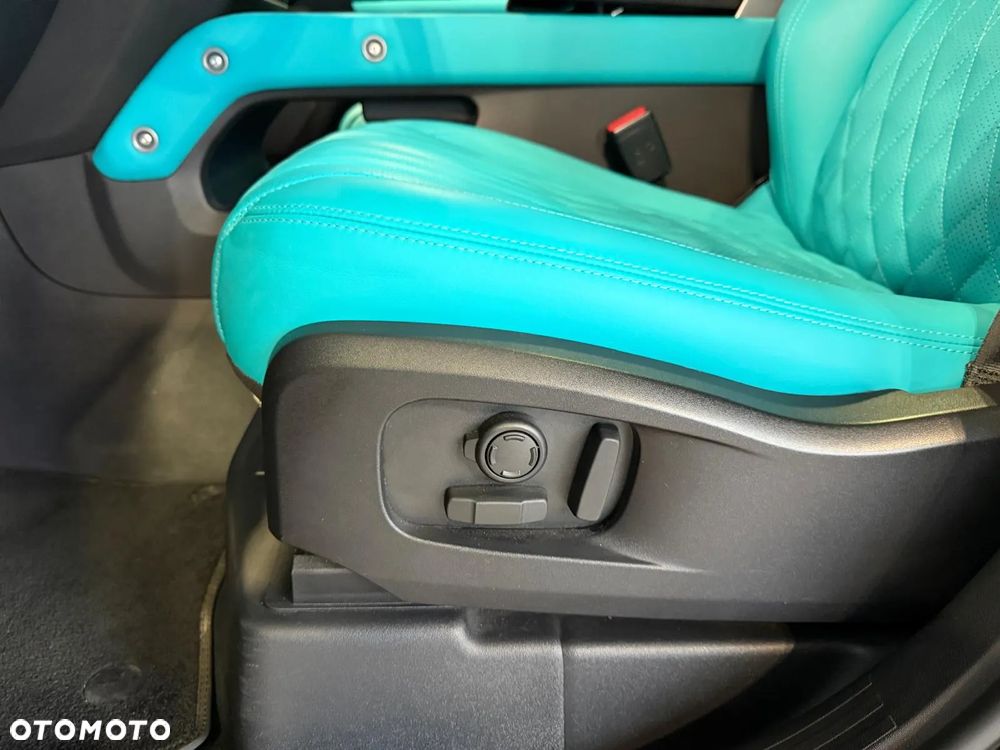 Land Rover Defender 5.0 P525 V8 - 16