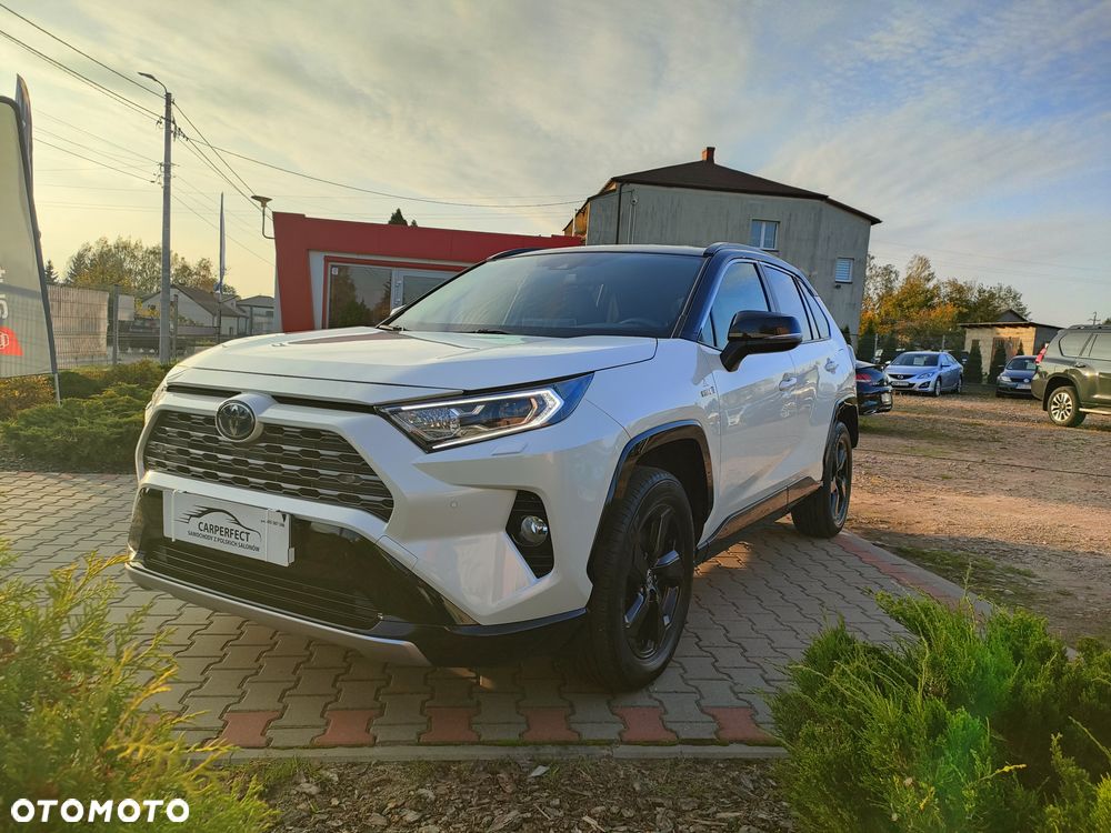 Toyota RAV4 - 10