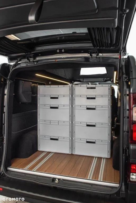 Renault Trafic - 8