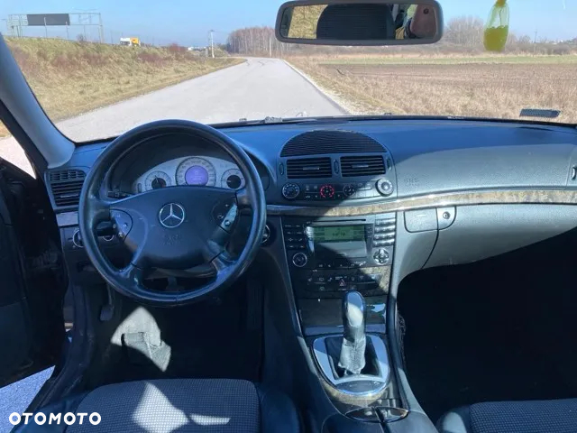 Mercedes-Benz Klasa E 270 T CDI Elegance - 6