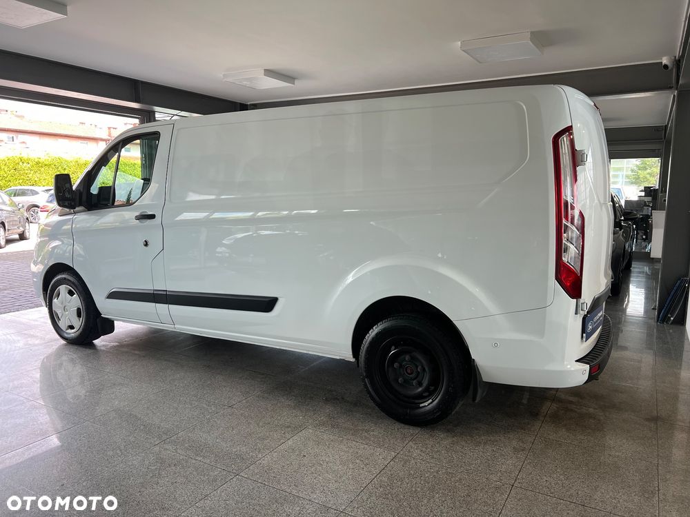 Ford Transit Custom - 11