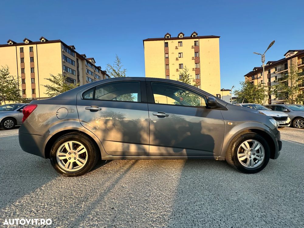 Chevrolet Aveo 1.4 LS 52 - 7