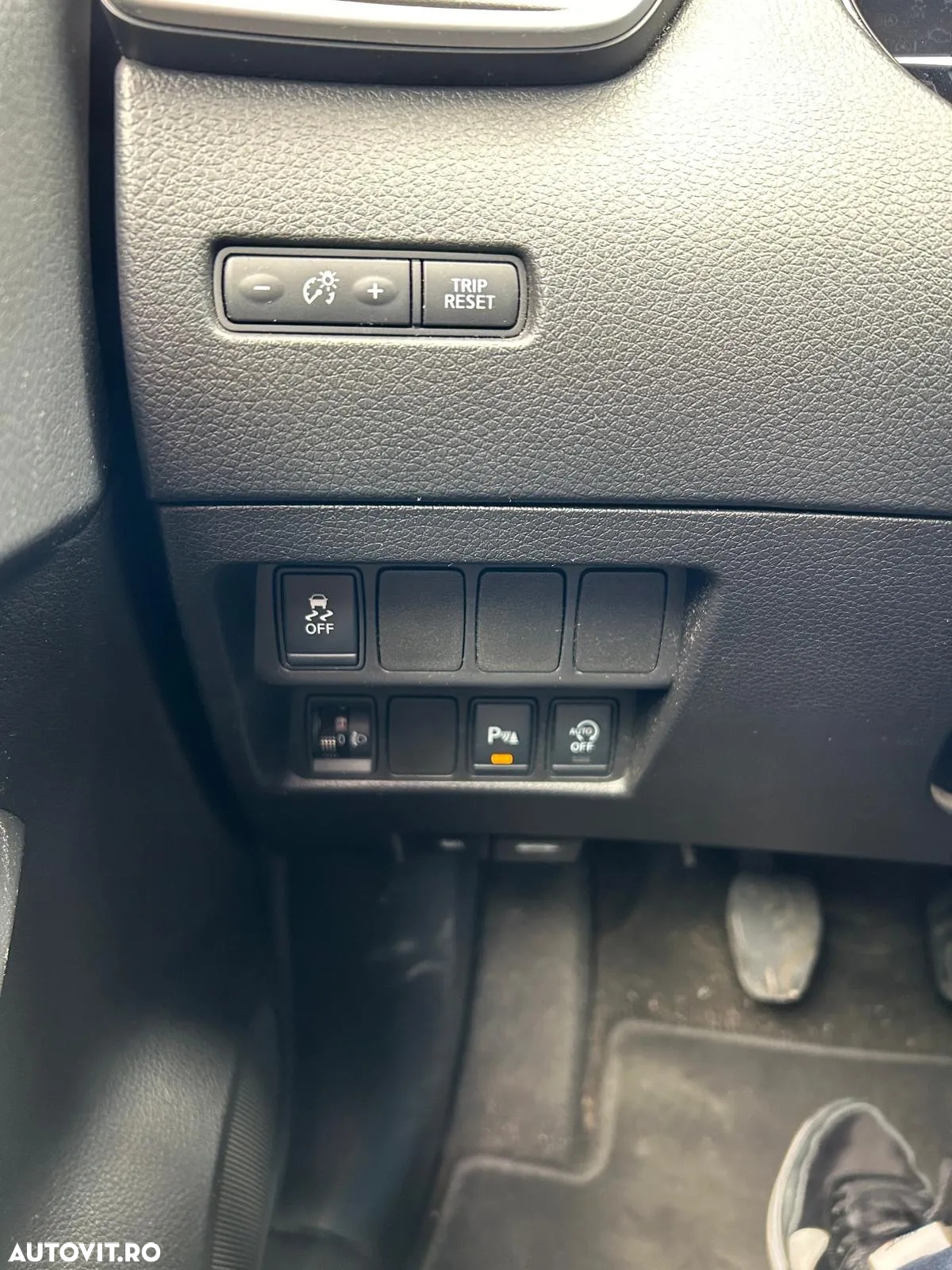 Nissan X-Trail 1.6 dCi ALL-MODE 4x4i Acenta - 12