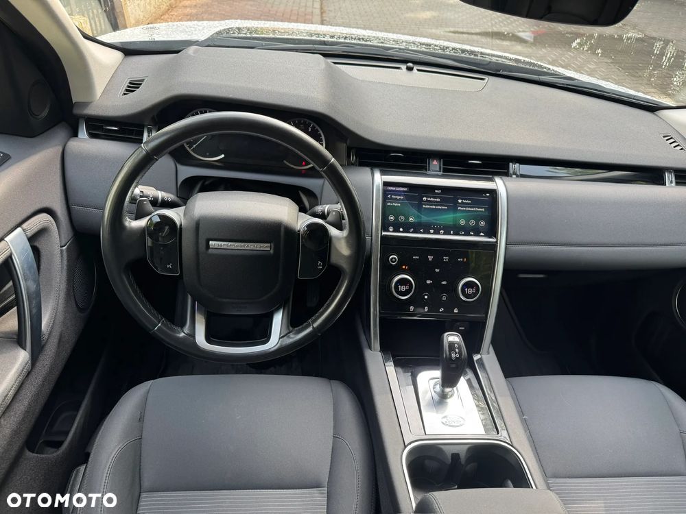 Land Rover Discovery Sport - 10