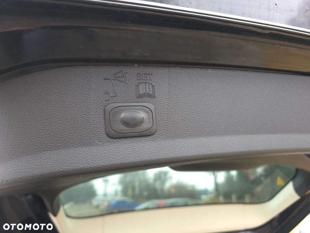 Ford Kuga 1.6 EcoBoost 2x4 Titanium - 13