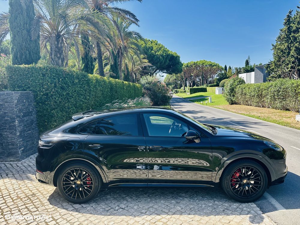 Porsche Cayenne GTS - 12