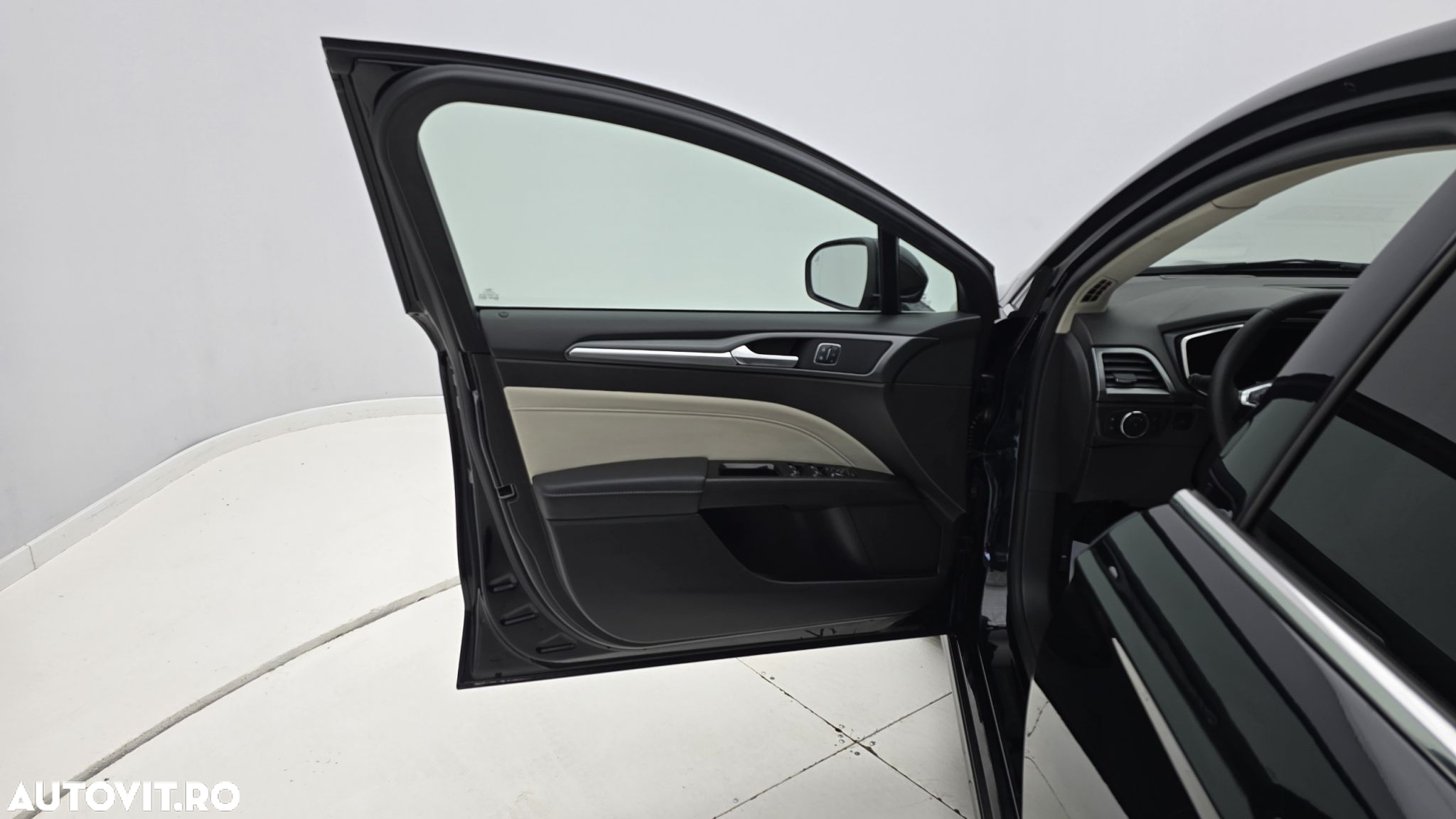 Ford Mondeo - 10
