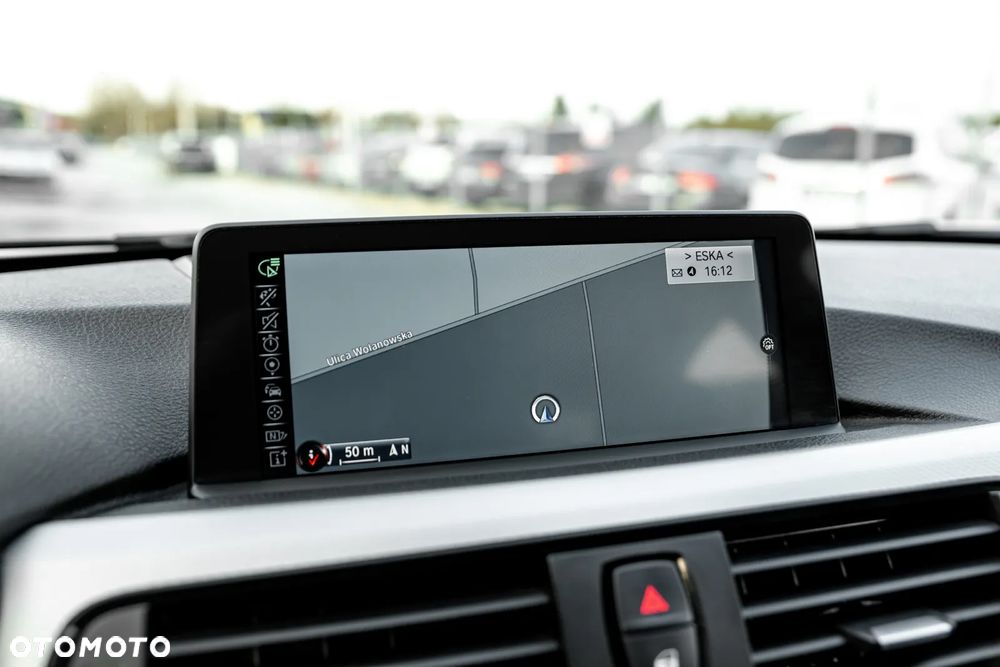 BMW Seria 3 320d xDrive M Sport - 38