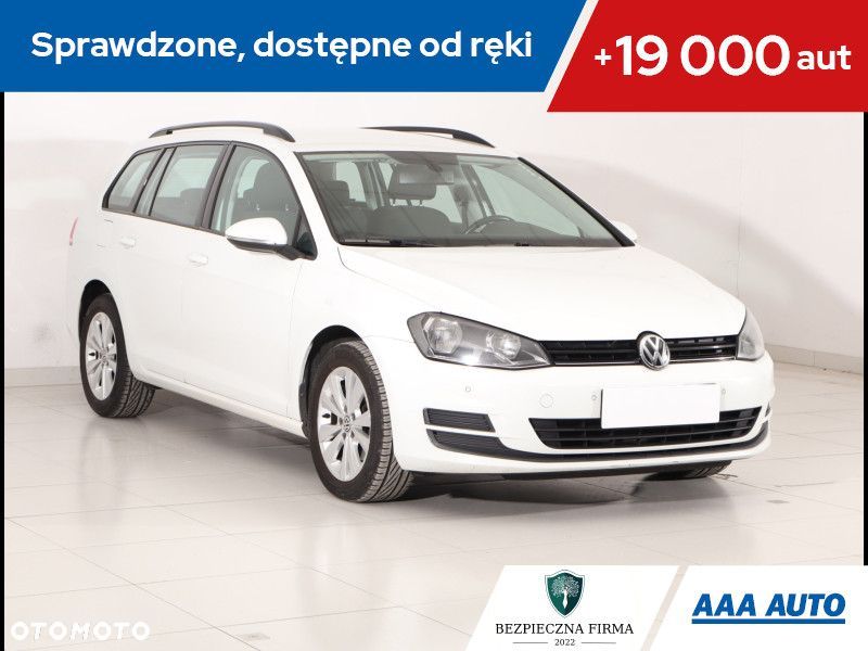 Volkswagen Golf - 1